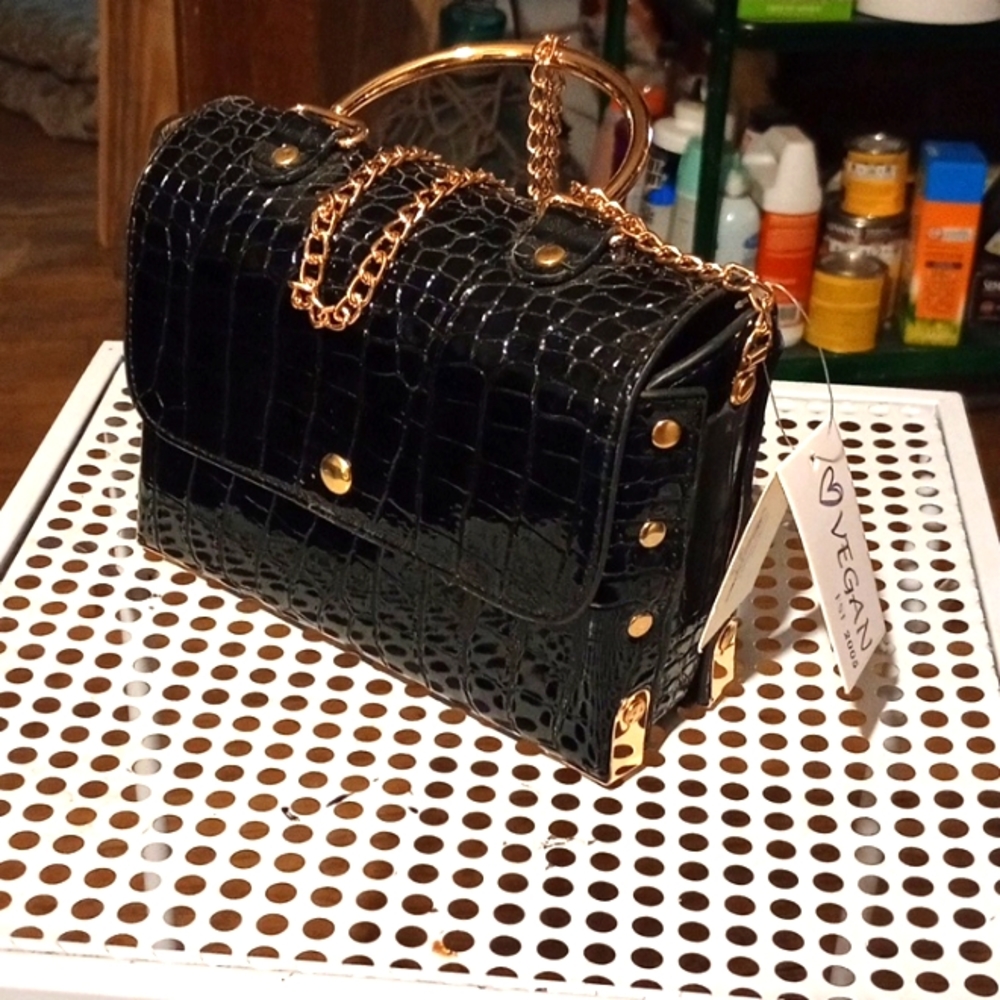 Black mini bag vegan